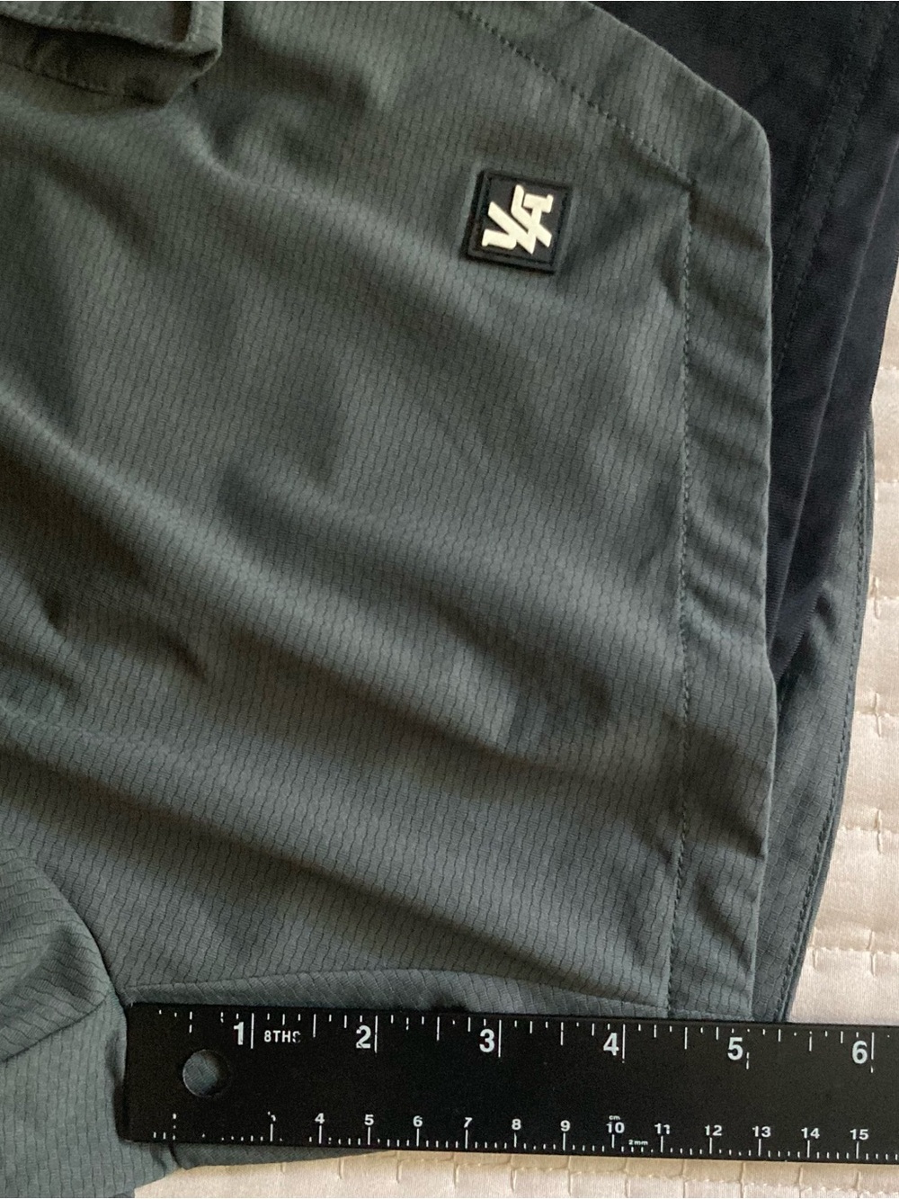 YoungLA Athletic Training Shorts Men’s Small Green Lined 5” Cargo Pockets Gym - Picture 11 of 12